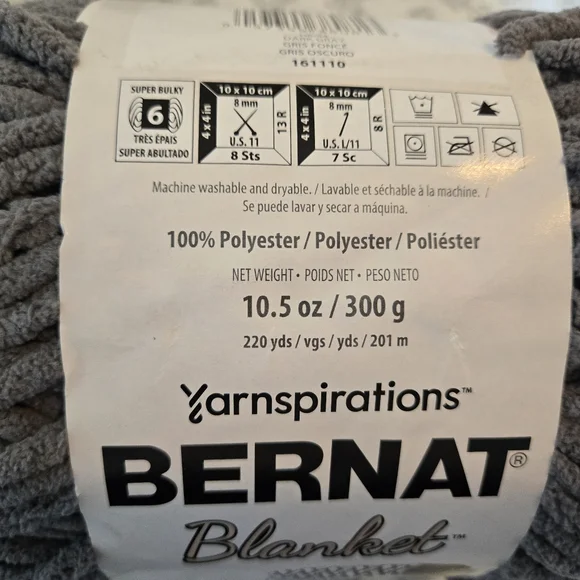 Bernat Blanket Yarn - Dark Gray 10.5 Oz Ea Skein - Picture 4 of 9